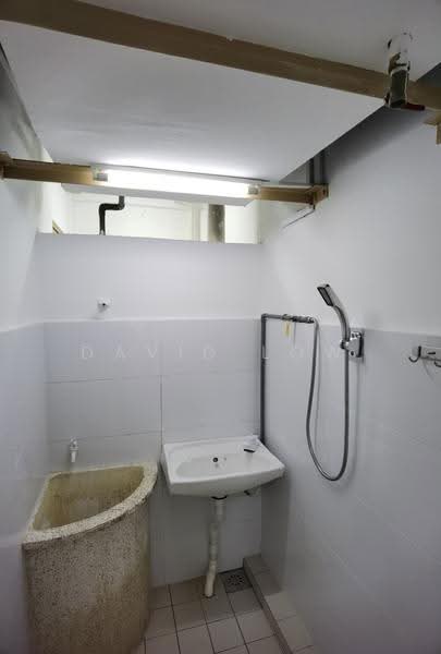 Rumah Flat untuk Disewa di Gugusan Kantan - David Low - Bathroom - PropertyGuru.com.my
