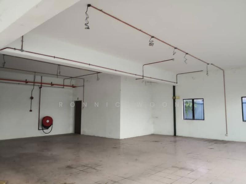 Detached Factory for Rent in Subang Hi-Tech Industrial Park (Subang Jaya) - Ronnic Woon - Interior - PropertyGuru.com.my