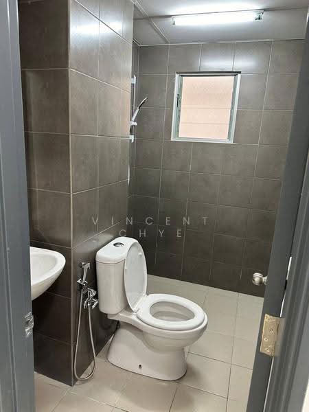 Kondominium untuk Disewa di Condominium Akasia Bukit Jalil - Vincent Chye - Bathroom - PropertyGuru.com.my