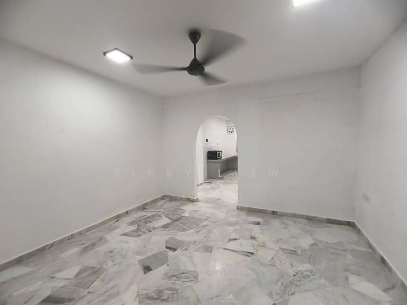 2-storey Terraced House for Rent in Taman Sri Sentosa (Klang) - Pinky Liaw - Living Room - PropertyGuru.com.my