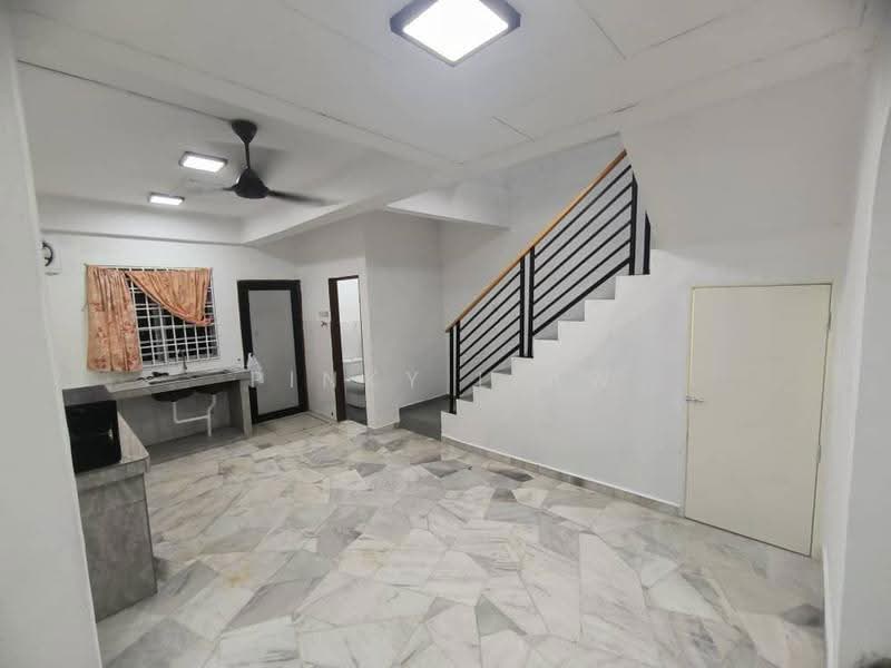 2-storey Terraced House for Rent in Taman Sri Sentosa (Klang) - Pinky Liaw - Kitchen - PropertyGuru.com.my