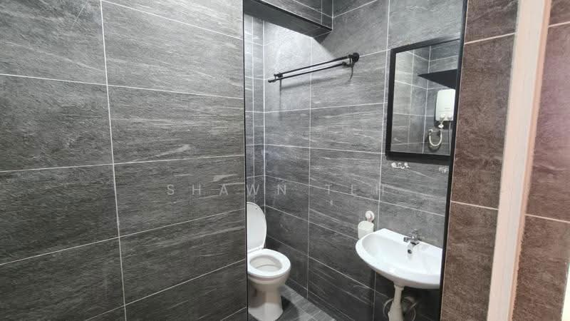 Terraced House for Sale in Taman Melaka Jaya (Batu Berendam) - Shawn Teh - Bathroom - PropertyGuru.com.my