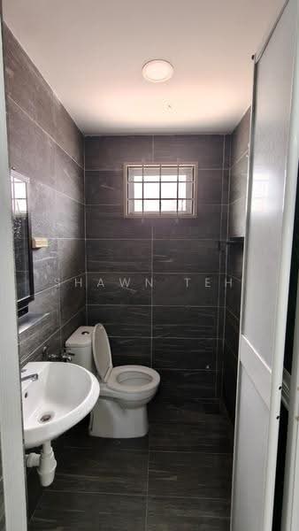 Terraced House for Sale in Taman Melaka Jaya (Batu Berendam) - Shawn Teh - Bathroom - PropertyGuru.com.my