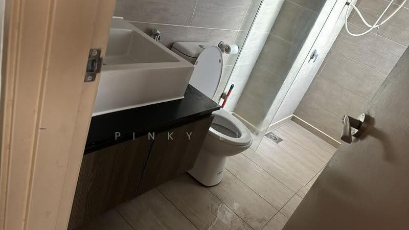 Kediaman Servis untuk Dijual di Maisson - Pinky Liaw - Bathroom - PropertyGuru.com.my
