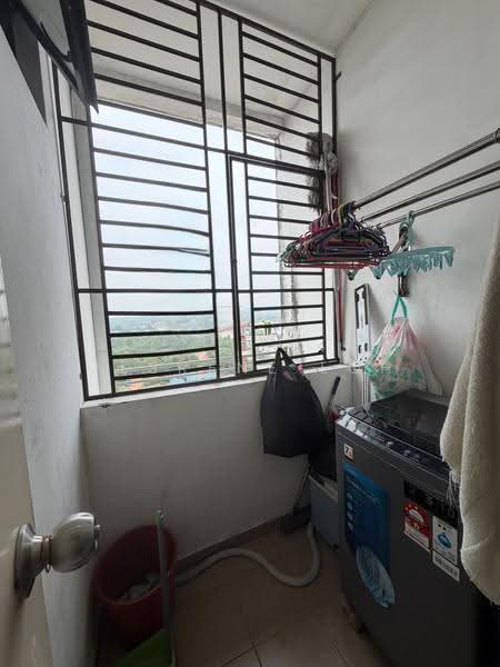 Kondominium untuk Dijual di Taman Kempas - Jesrene Loh - Balcony - PropertyGuru.com.my