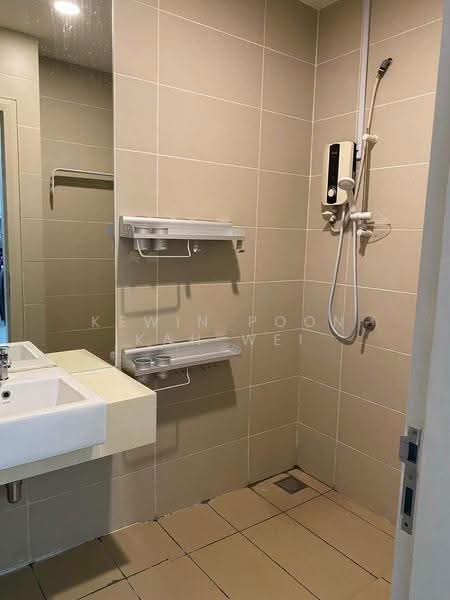 Kediaman Servis untuk Dijual di Icon Residenz 2 @ Icon City - Kewin Poon Kah Wei - Bathroom - PropertyGuru.com.my