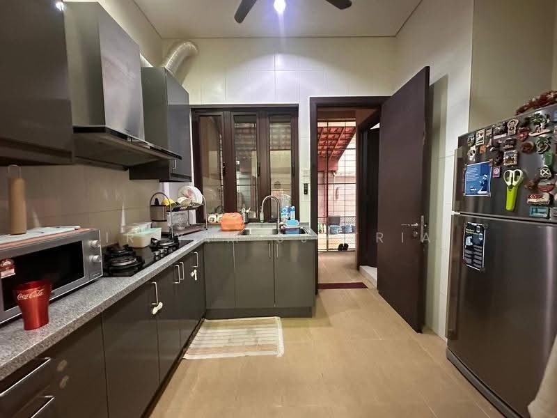Semi-Detached House for Rent in Desa Sri Hartamas (Sri Hartamas) - Irsyam Sjatria - PropertyGuru.com.my