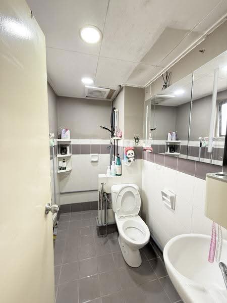 Kondominium untuk Disewa di Koi Legian - Maddy Ho - Bathroom - PropertyGuru.com.my