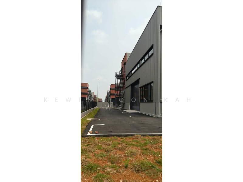 Kilang Berkembar untuk Disewa di Alam Perdana (Puncak Alam) - Kewin Poon Kah Wei - Exterior - PropertyGuru.com.my