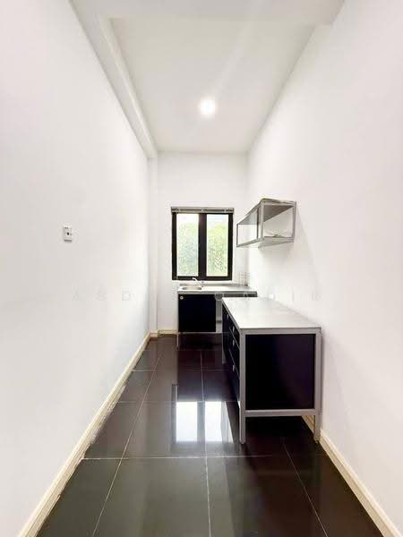 Bungalow House for Sale in Perdana Lakeview East (Cyberjaya) - Abdul Qadir - PropertyGuru.com.my