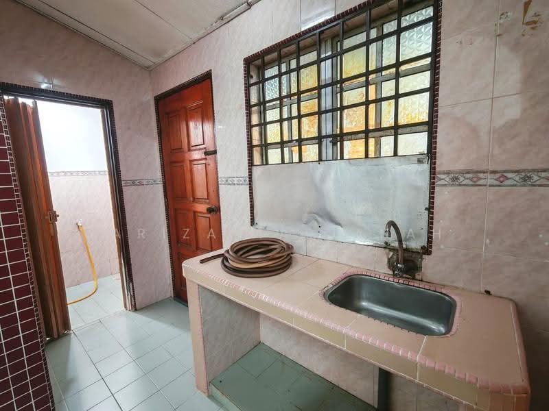 1-storey Terraced House for Sale in Taman Bukit Jati (Klang) - Sariza Hartanah - PropertyGuru.com.my