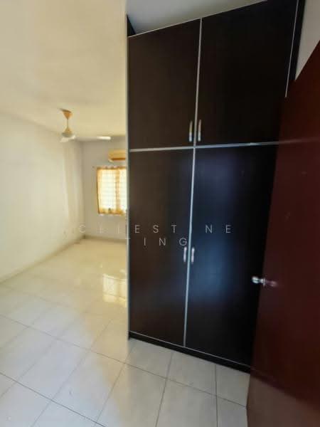 Rumah Berkembar untuk Dijual di Taman Tasik Semenyih (Semenyih) - Celestine Ting - Bedroom - PropertyGuru.com.my