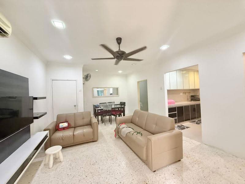 Pangsapuri untuk Dijual di Sri Kayangan (Casa Desira) - Abdul Qadir - Living Room - PropertyGuru.com.my