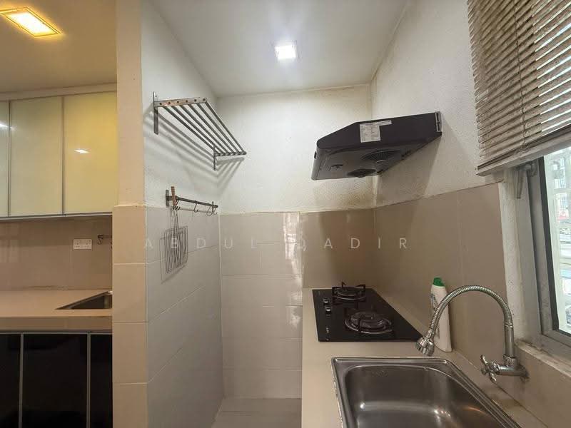 Pangsapuri untuk Dijual di Sri Kayangan (Casa Desira) - Abdul Qadir - Kitchen - PropertyGuru.com.my