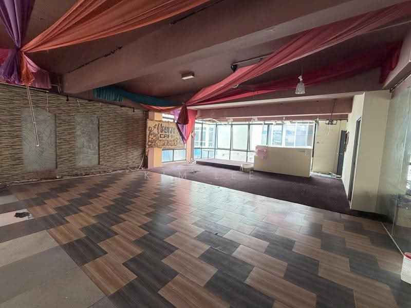 Shop / Office for Rent in Cheras Selatan (Cheras) - Kim Lee - Interior - PropertyGuru.com.my