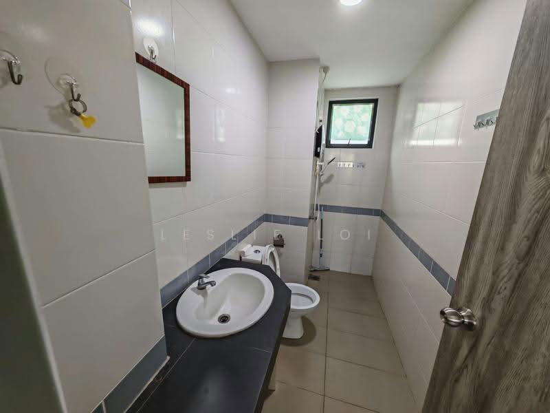 Apartment for Rent at The 1878 @ Tabuan Jaya - Leslie Loi - Bathroom - PropertyGuru.com.my