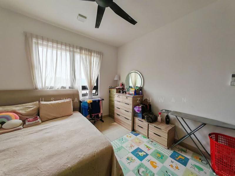 Condominium for Sale at Setia Seraya Residences - Uswani Mazuwan - Bedroom - PropertyGuru.com.my