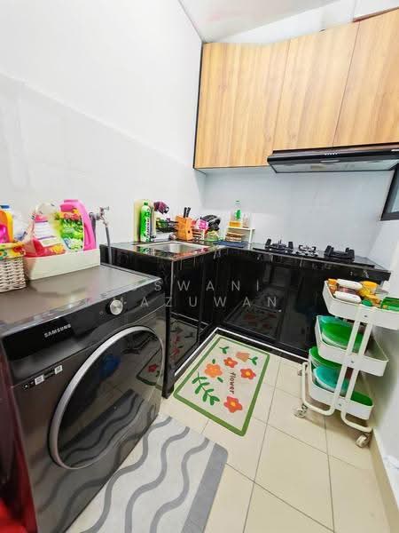 Condominium for Sale at Setia Seraya Residences - Uswani Mazuwan - Kitchen - PropertyGuru.com.my
