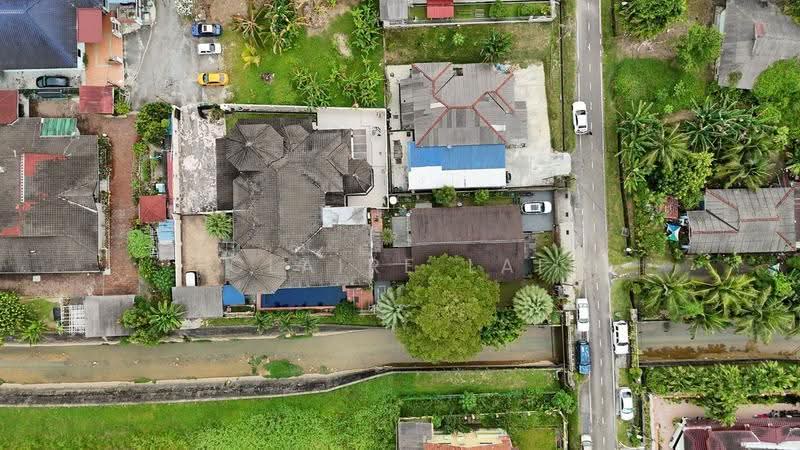 Semi-Detached House for Sale in Taman Kolam Air (Johor Bahru) - Claire Lai - Exterior - PropertyGuru.com.my