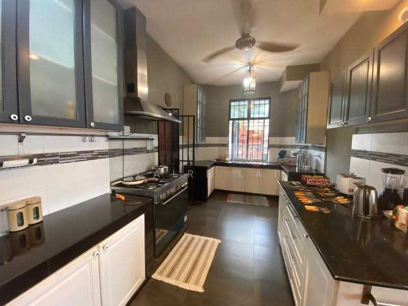 Semi-Detached House for Sale in Taman Kolam Air (Johor Bahru) - Claire Lai - Kitchen - PropertyGuru.com.my