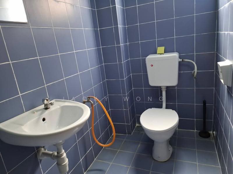 Pejabat untuk Disewa di Seksyen 2 Wangsa Maju (Wangsa Maju) - Jacky Wong - Bathroom - PropertyGuru.com.my