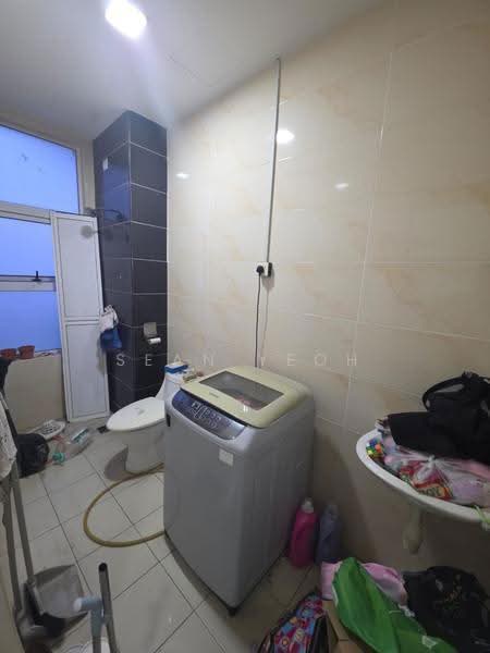 Service Residence for Sale at D'carlton (Residensi Seri Mega) - Sean Yeoh - PropertyGuru.com.my