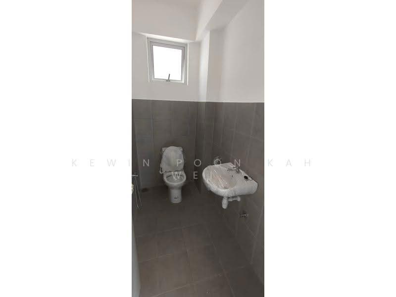 Kilang untuk Disewa di Taman Sepang (Sepang) - Kewin Poon Kah Wei - Bathroom - PropertyGuru.com.my