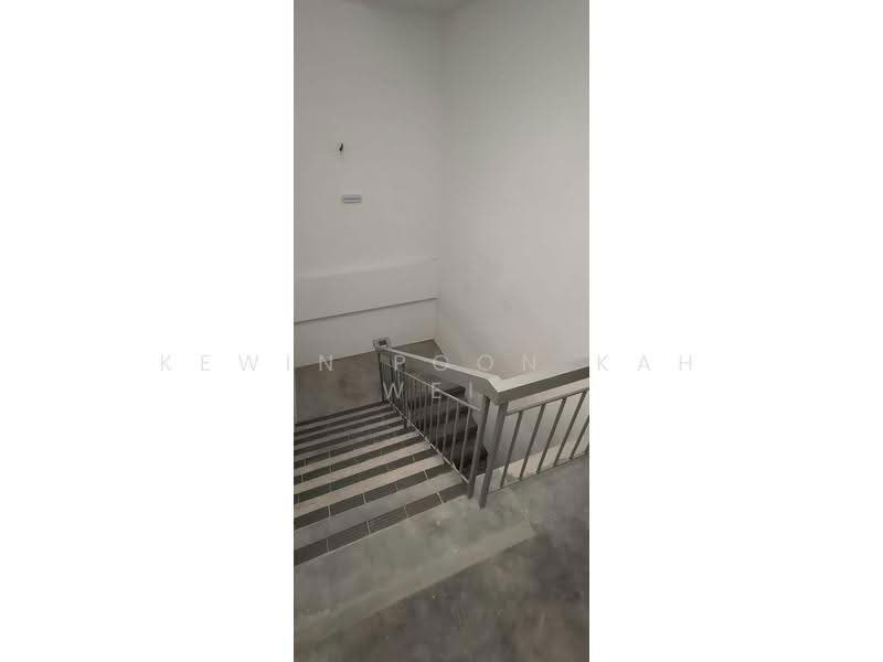 Kilang untuk Disewa di Taman Sepang (Sepang) - Kewin Poon Kah Wei - Entrance - PropertyGuru.com.my