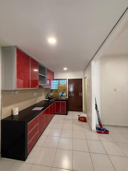 Rumah Teres 2.5-Tingkat untuk Dijual di Taman Scientex Pasir Gudang (Pasir Gudang) - Ray Tung - Kitchen - PropertyGuru.com.my