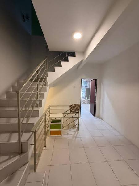 Rumah Teres 2.5-Tingkat untuk Dijual di Taman Scientex Pasir Gudang (Pasir Gudang) - Ray Tung - Entrance - PropertyGuru.com.my
