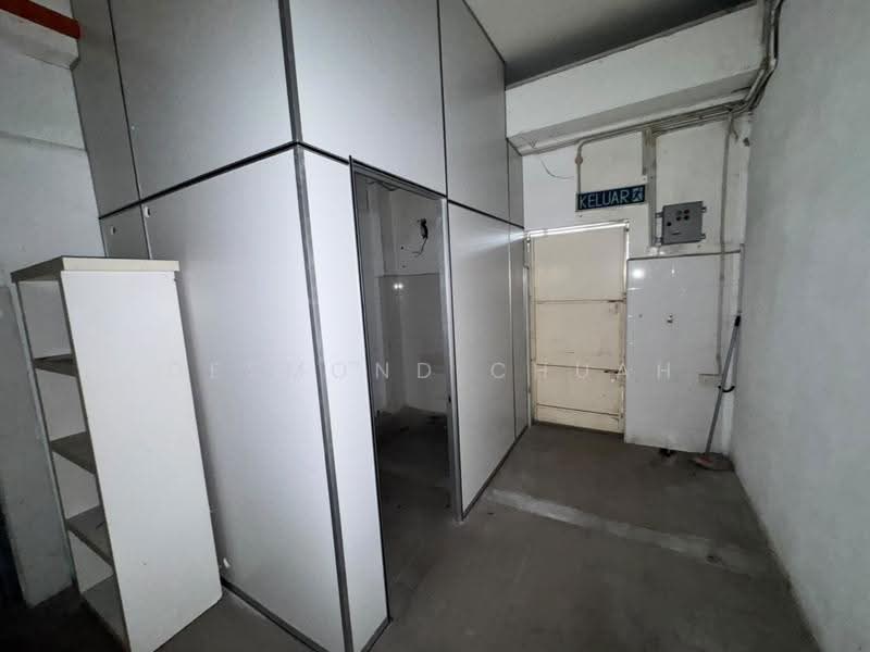 Kedai untuk Disewa di Bukit Jambul (Penang) - Desmond Chuah - PropertyGuru.com.my