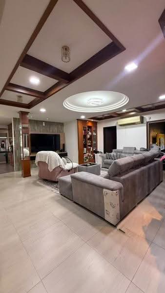 Rumah Teres 2-Tingkat untuk Dijual di Taman Mutiara Rini (Skudai) - Melinda Ee - Living Room - PropertyGuru.com.my