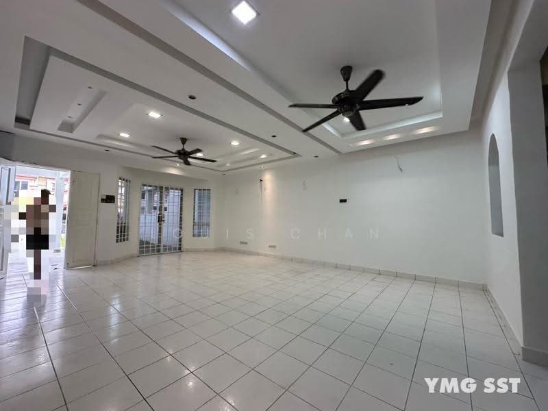 2-storey Terraced House for Sale in Bandar Botanic (Klang) - Louis Chan - Living Room - PropertyGuru.com.my