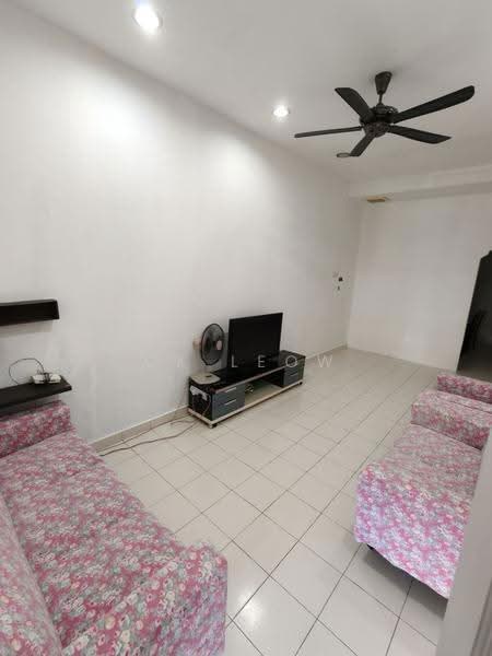 1-storey Terraced House for Rent in Bandar Putra Kulai (Kulai) - Ck Leow - Living Room - PropertyGuru.com.my