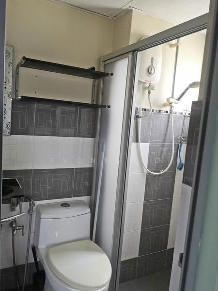 Condominium for Rent at Ketumbar Heights - Yvonne Ho - Bathroom - PropertyGuru.com.my