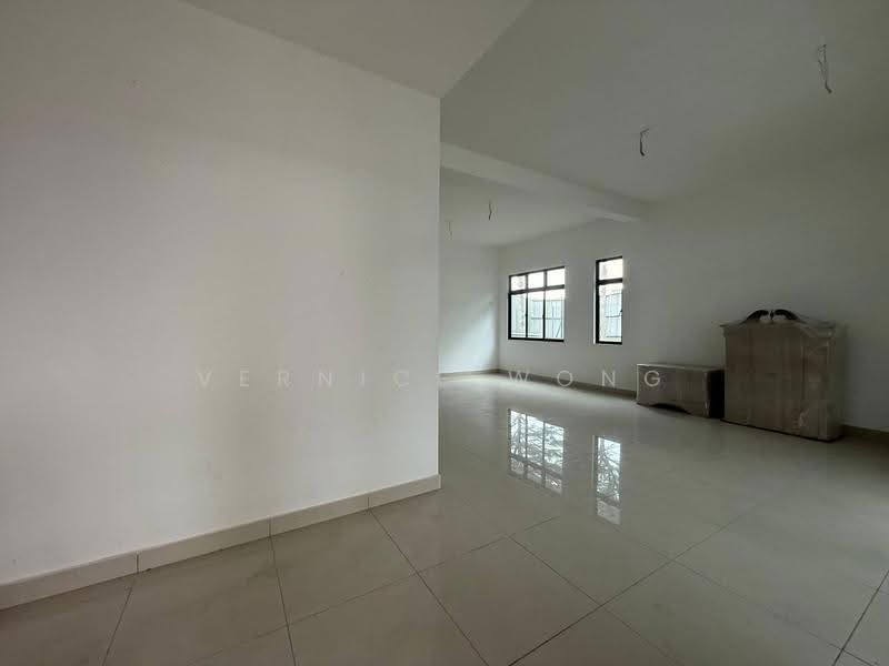 Rumah Teres 2-Tingkat untuk Dijual di Ulu Tiram (Johor) - Vernice Wong - Living Room - PropertyGuru.com.my