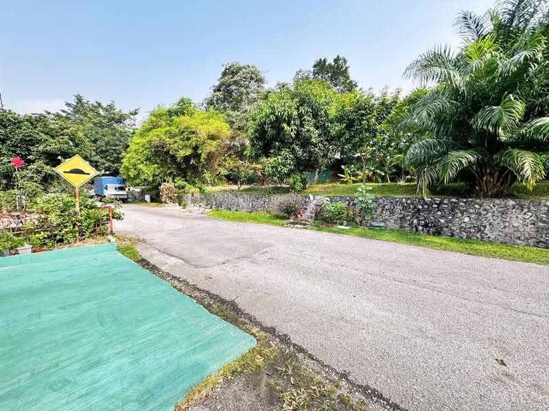 2-storey Terraced House for Sale in Seksyen 8 (Bangi) - Herman Sazwan Nor Rahim - Exterior - PropertyGuru.com.my