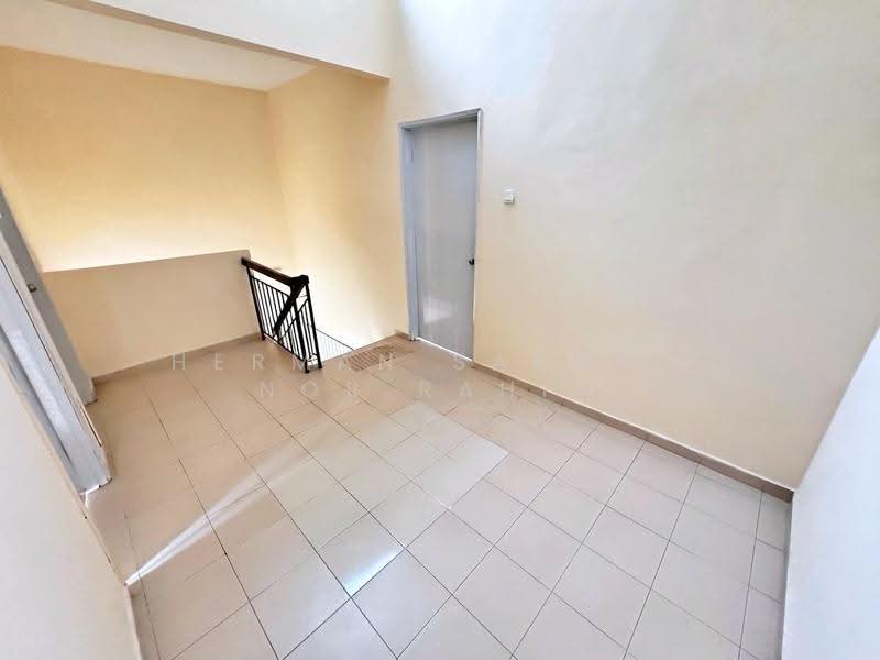 2-storey Terraced House for Sale in Seksyen 8 (Bangi) - Herman Sazwan Nor Rahim - Family Area - PropertyGuru.com.my