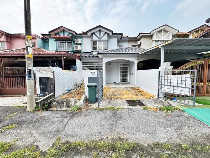 2-storey Terraced House for Sale in Seksyen 8 (Bangi) - Herman Sazwan Nor Rahim - Exterior - PropertyGuru.com.my