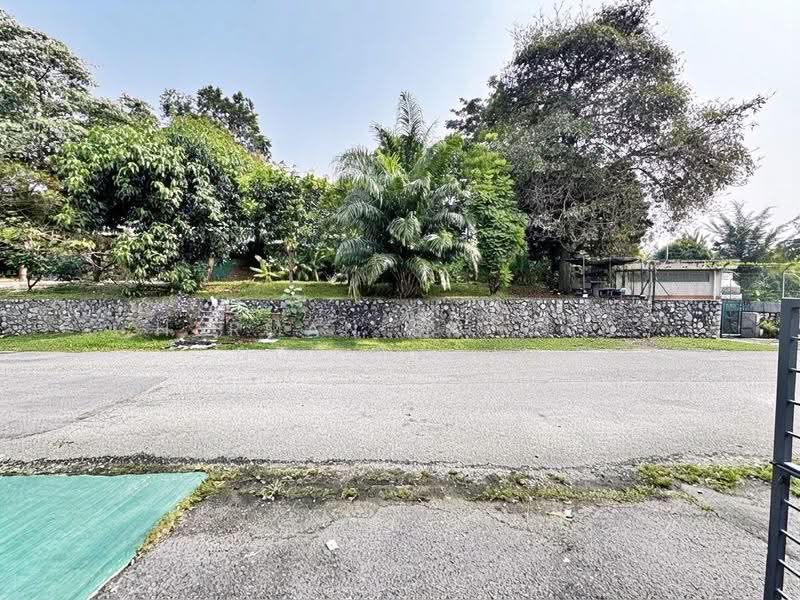 2-storey Terraced House for Sale in Seksyen 8 (Bangi) - Herman Sazwan Nor Rahim - Exterior - PropertyGuru.com.my