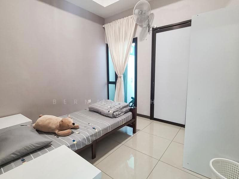 Rumah Teres 3-Tingkat untuk Dijual di Bandar Bayan Bahru (Bayan Lepas) - Bernard Chew - Bedroom - PropertyGuru.com.my