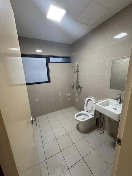 Condominium for Rent at Mirage By The Lake - Hema Muthyala - Bathroom - PropertyGuru.com.my