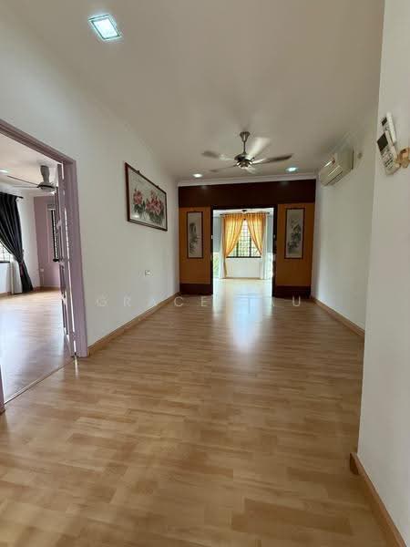 Link Bungalow for Rent in Taman Mount Austin (Tebrau) - Grace Lau - Living Room - PropertyGuru.com.my