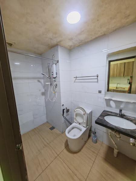 Service Residence for Rent at Country Garden Central Park - Jayden Lim - Bathroom - PropertyGuru.com.my