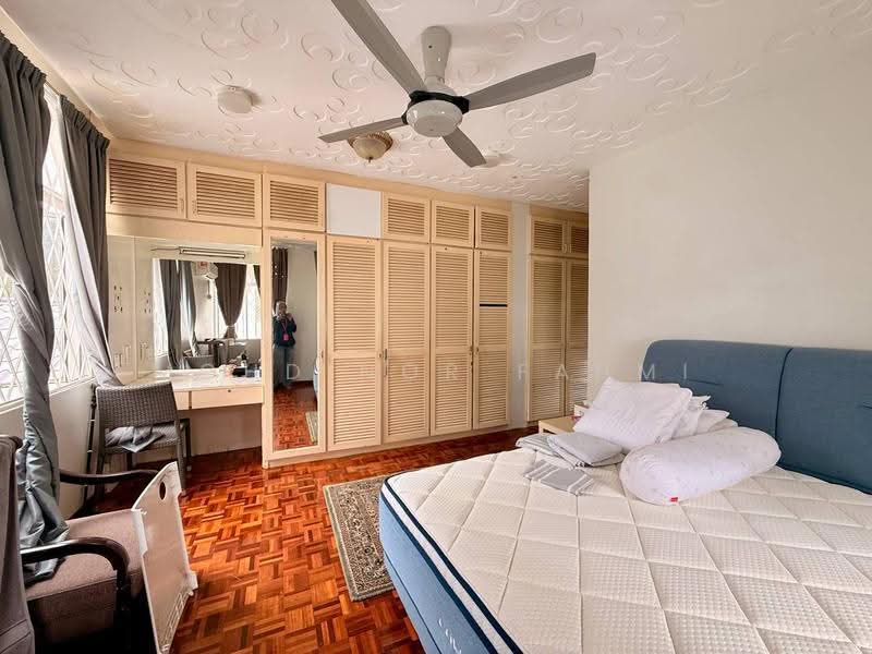 Rumah Banglo untuk Dijual di Ampang (Selangor) - Mohd Nor Fahmi - Master Bedroom - PropertyGuru.com.my