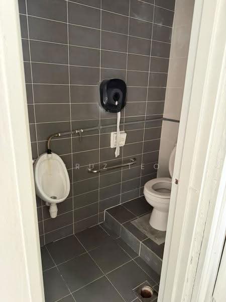 Pejabat untuk Disewa di Bandar Puteri Puchong (Puchong) - CRUZ TEO - Bathroom - PropertyGuru.com.my