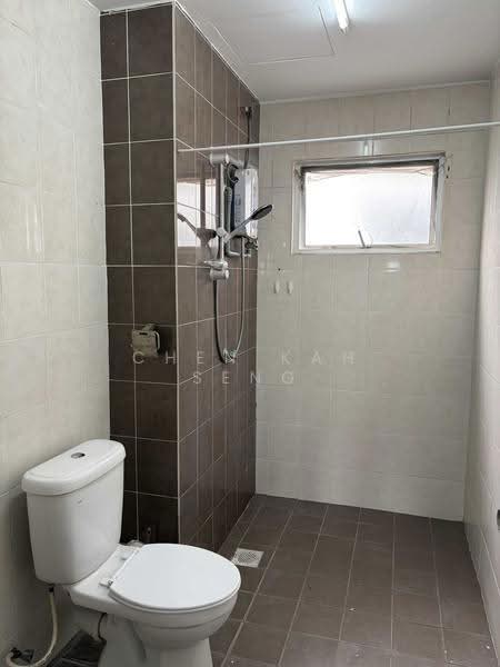Condominium for Sale at Suria Jelatek - Chen Kah Seng - Bathroom - PropertyGuru.com.my