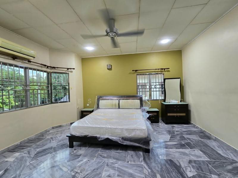 Rumah Teres 2-Tingkat untuk Dijual di Taman Desa Mewah (Semenyih) - Celestine Ting - Bedroom - PropertyGuru.com.my