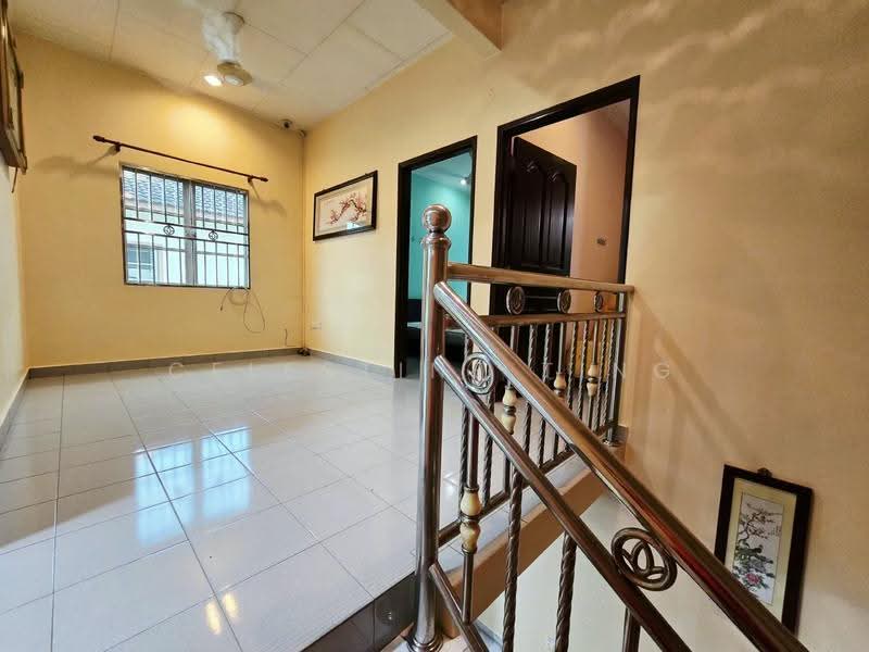 Rumah Teres 2-Tingkat untuk Dijual di Taman Desa Mewah (Semenyih) - Celestine Ting - Interior - PropertyGuru.com.my