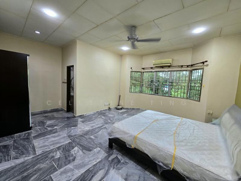 Rumah Teres 2-Tingkat untuk Dijual di Taman Desa Mewah (Semenyih) - Celestine Ting - Bedroom - PropertyGuru.com.my